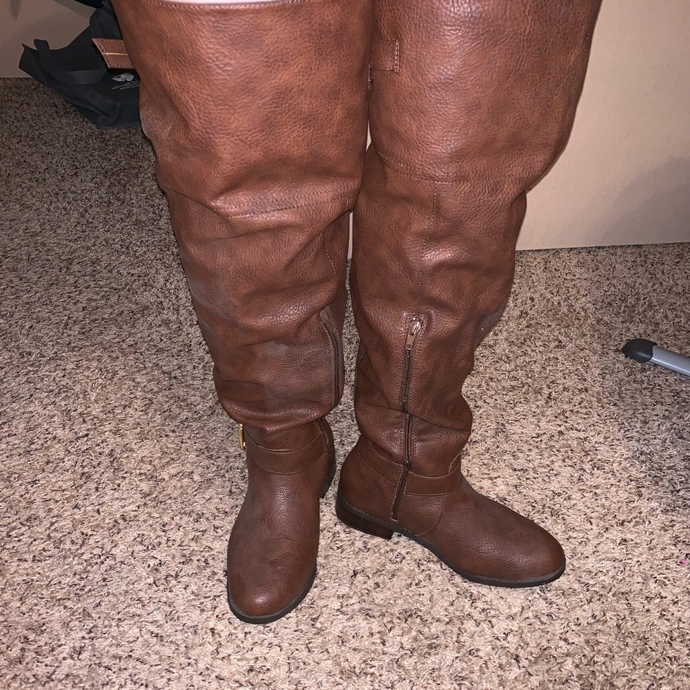 TORRID size 8.5 Thigh-high boots